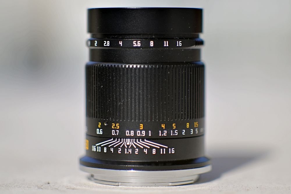 TTArtisan 50mm F1.4 ASPH Side