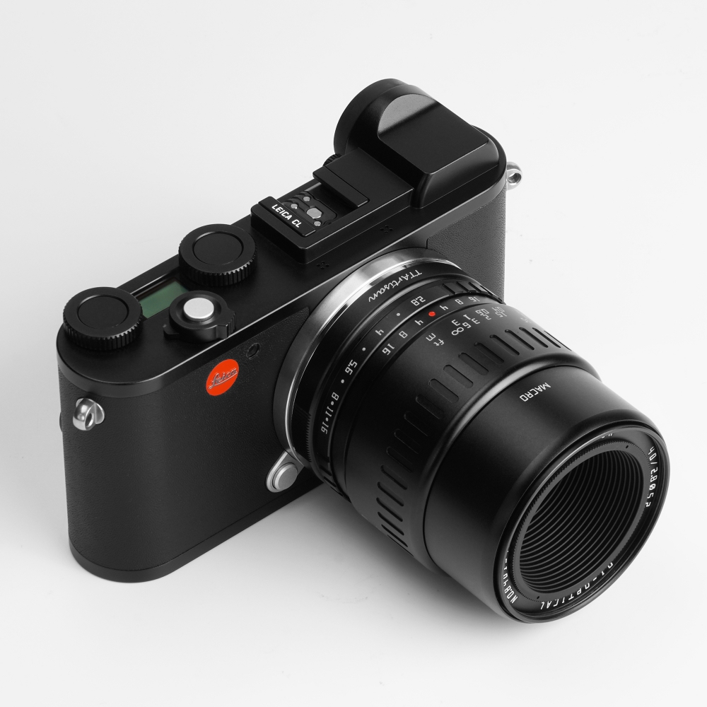 TTArtisan 40mm F2.8 1 1 Macro Leica Side