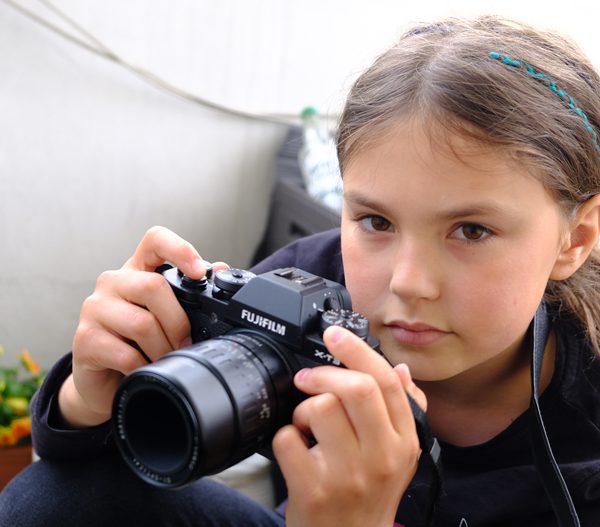 9-letnia Zosia Malinowska prezentuje zdjęcia z Fujifilm X-T3 i manualnego obiektywu TTArtisan 40mm F2.8 MACRO