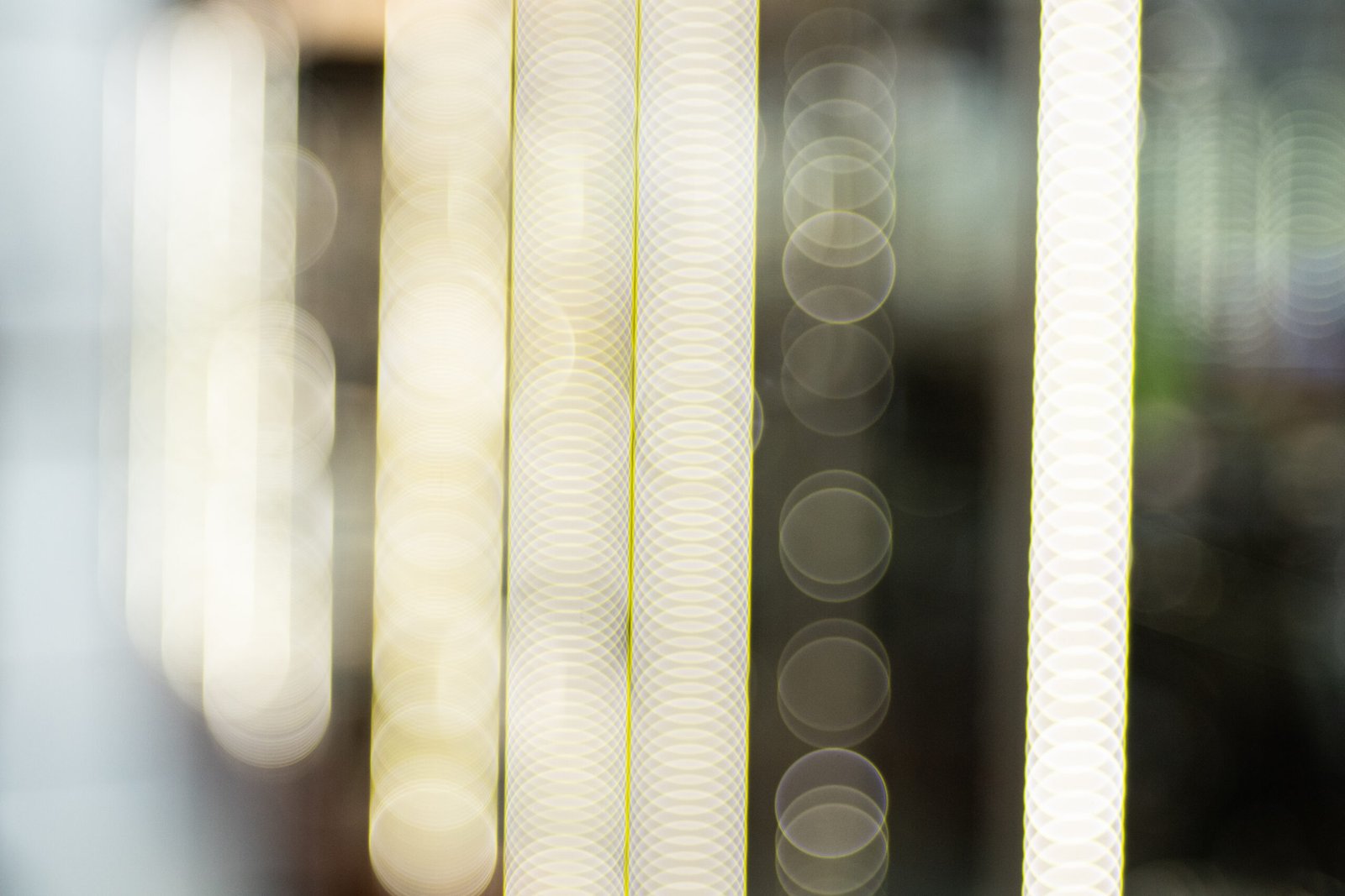 TTArtisan 100mm F2.8 Bubble Bokeh M42 - Sony A9 II