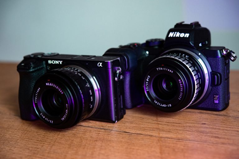TTArtisan 23mm F1.4 czarno-srebrny i czarny APS-C