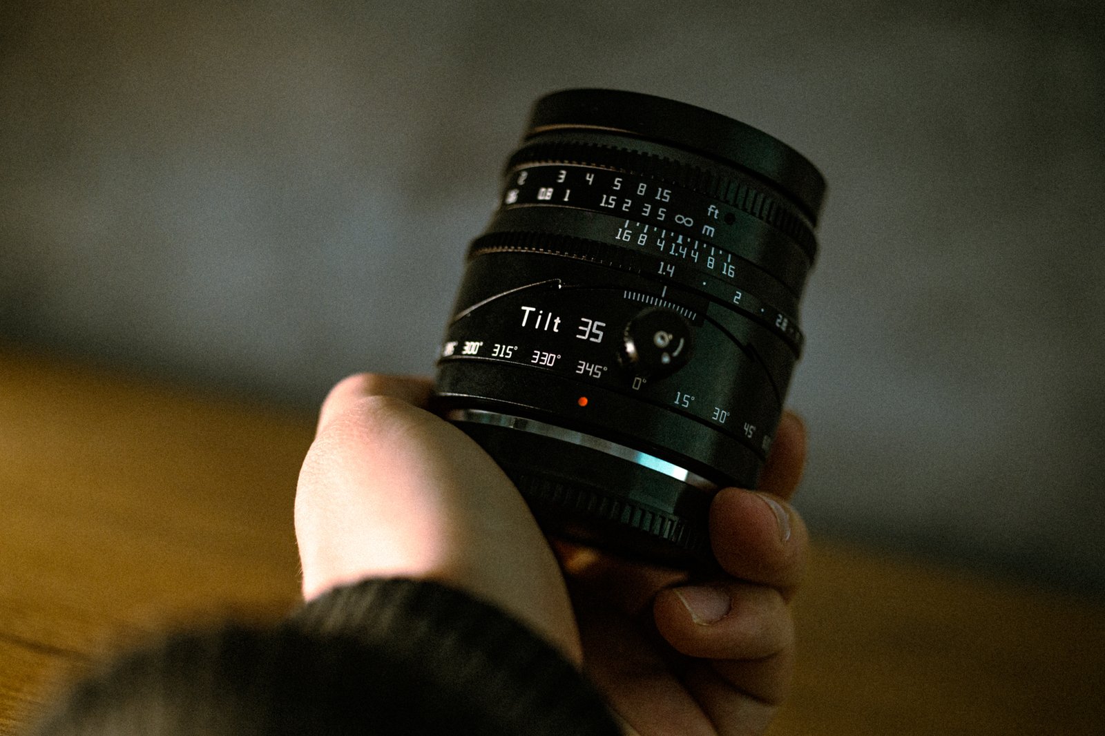 TTArtisan Tilt 35mm F1.4 APS-C