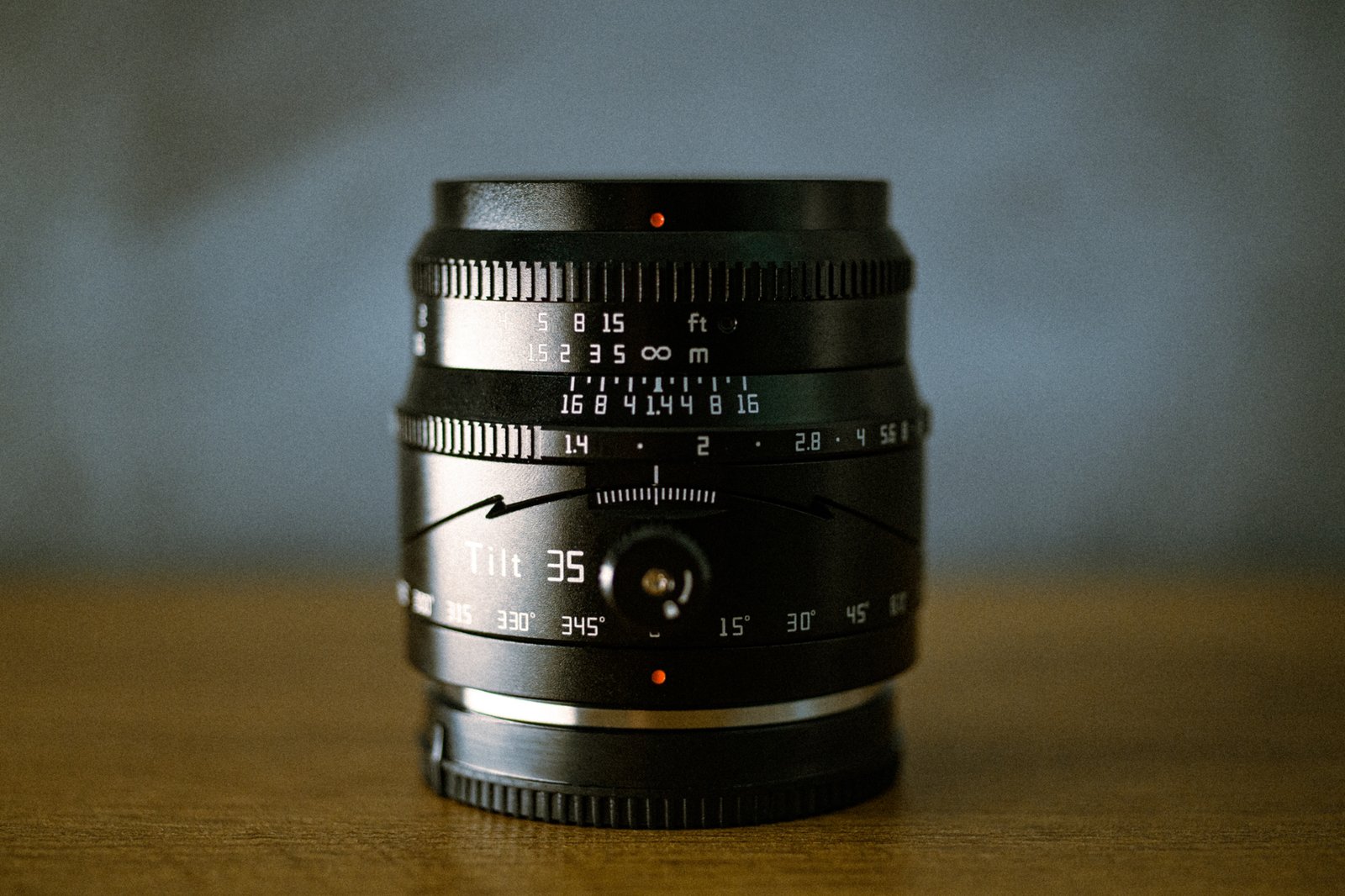 TTArtisan Tilt 35mm F1.4 APS-C