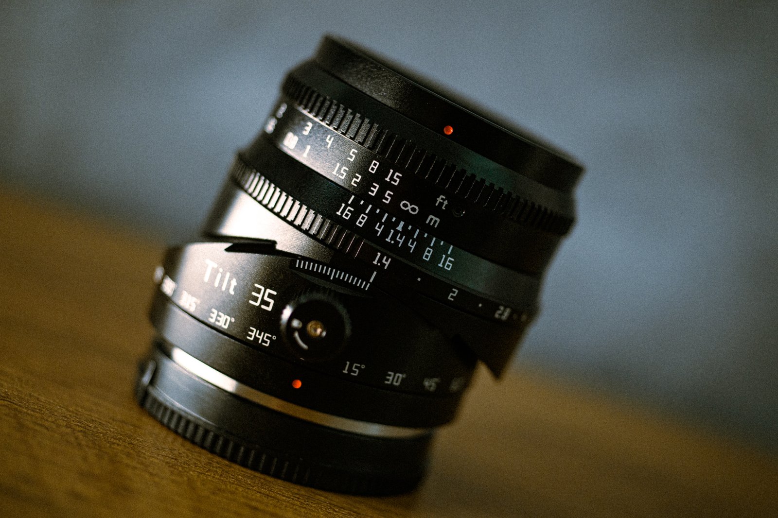 TTArtisan Tilt 35mm F1.4 APS-C