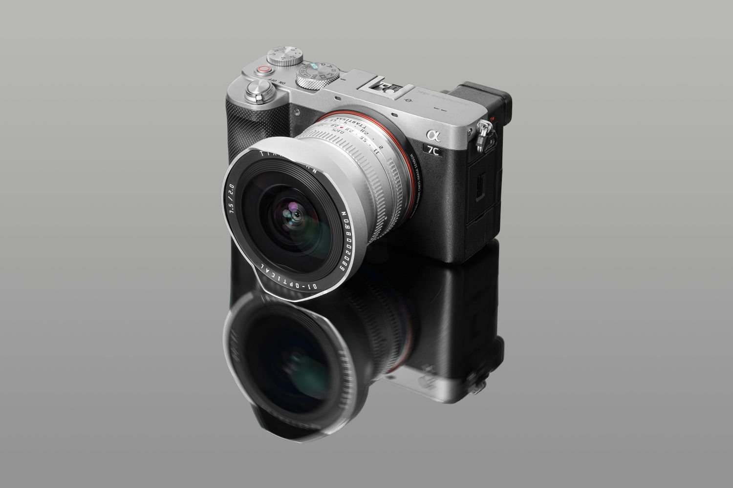 ttartisan-7-5mm-f2-fisheye-premiera-aps-c