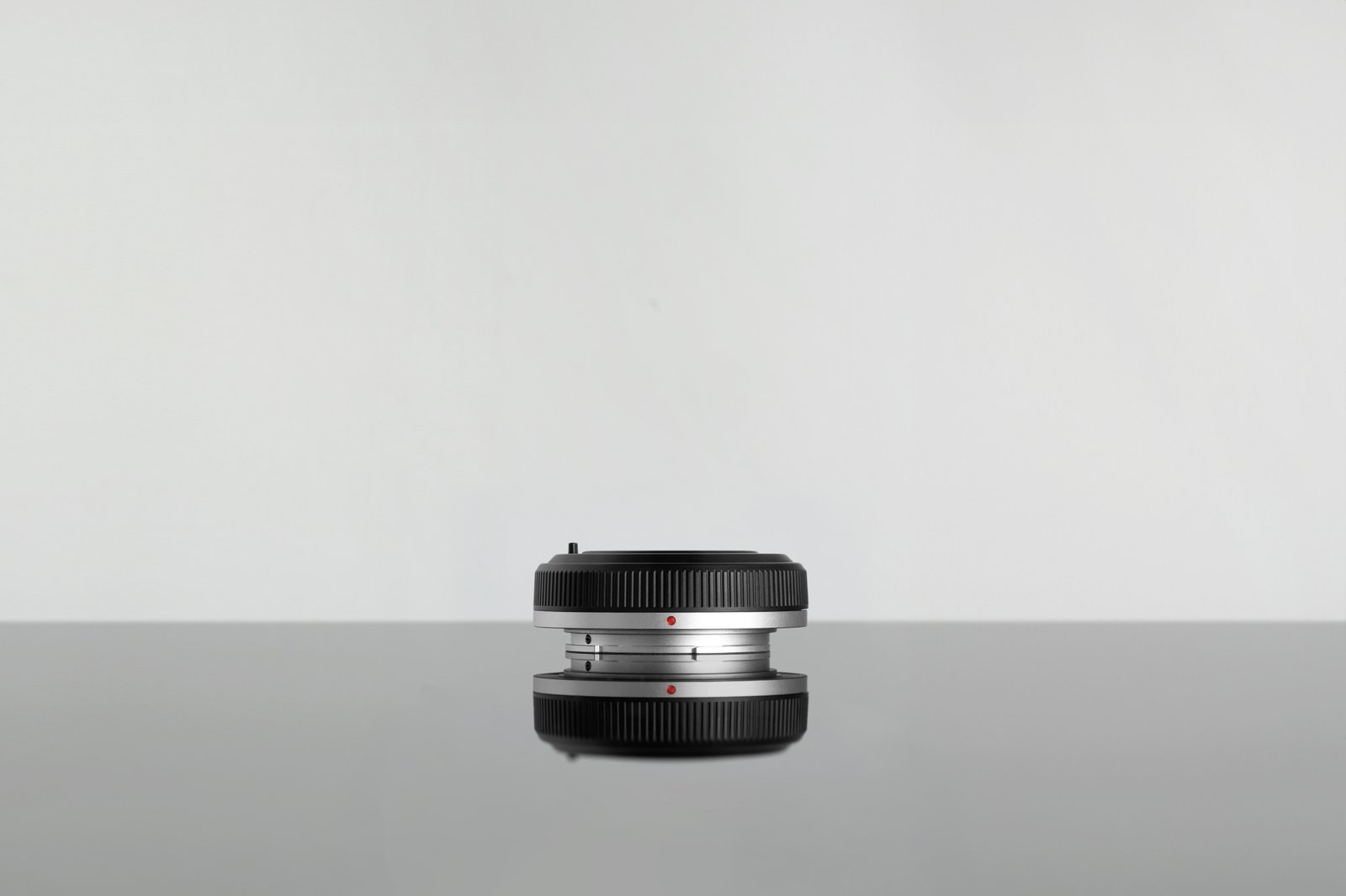 ttartisan-af-24mm-f38-mini-fe-premiera-sony-e